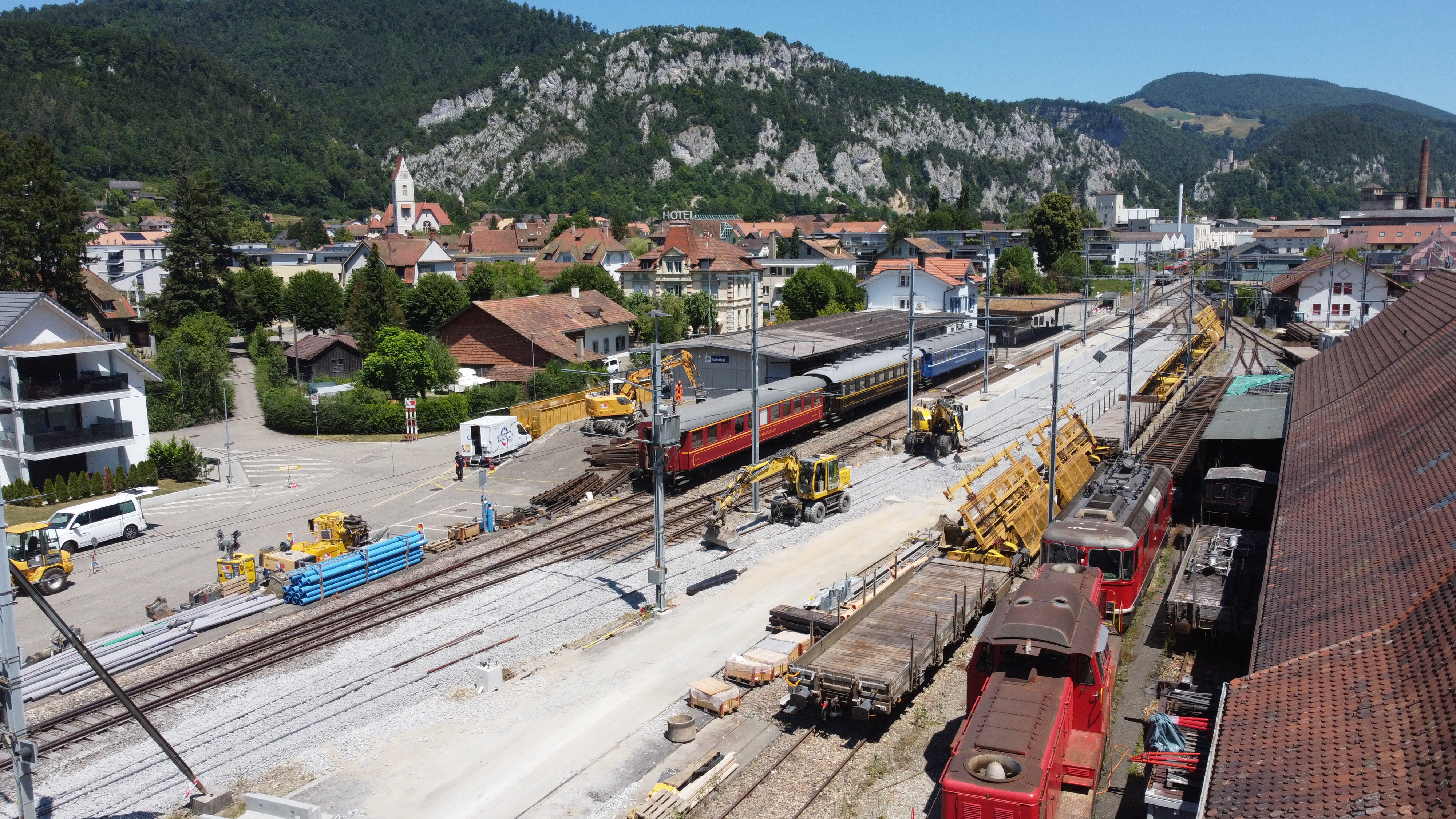 Ein Blick auf unsere aktuelle Baustelle: Erneuerung von fünf Weichen und rund 350 Meter Gleis