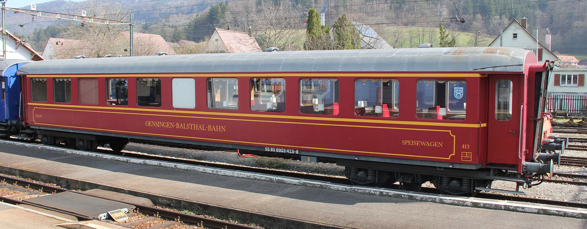 Salon- & Speisewagen - Oensingen-Balsthal-Bahn AG